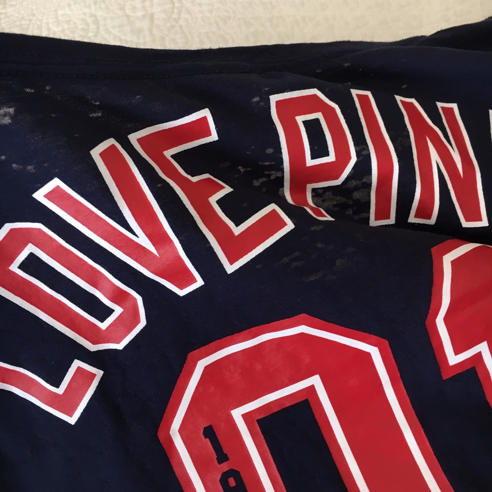 VS PINK Boston Red Sox Cropped Oversized Tee - Picture 8 of 12